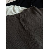 Chemise décontractée pour homme en polyester imprimé style Old Money, col rond, manches courtes, coupe ajustée sophistiquée, épaules droites