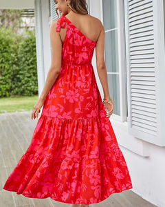 Belle femmes motif personnalisé robe d'été simple épaule à volants à plusieurs niveaux balançoire Maxi robe écologique vêtements de vacances d'été - Product Image 1