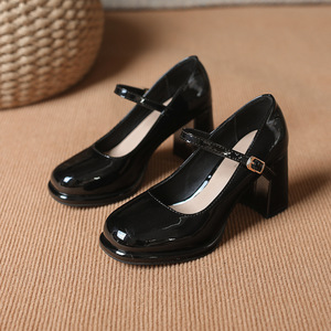 Zapatos Mary Jane de charol con punta redonda y tacón grueso, estilo retro para mujer, para todas las estaciones, que aumentan la altura - Product Image 3