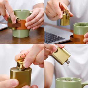 Set da Caffè Novità BespritGift, Set Portatile Retrò con Fiaschetta e Tazza per Whisky, <span class=keywords><strong>Idea</strong></span> Regalo Personale per Amanti di Viaggi e Campeggio - Product Image 3