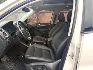 Excelente Volkswagen <span class=keywords><strong>Tiguan</strong></span> L Sport 2017 Usado con Asientos de Cuero, SUV 1.8T, Certificado GCC, Entrega Masiva para Distribuidores Globales de Automóviles R17 - Product Image 5