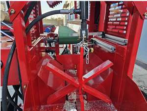 Máquina Forestal Automática de 35 Toneladas, Procesador de Leña con Motor de Gasolina - Product Image 2