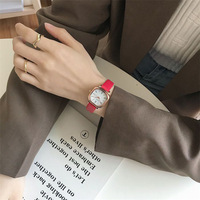 Montre carrée de style nouveau pour femmes, étudiantes, collégiennes, lycéennes, montre à quartz haut de gamme