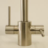 Robinet ZY-K208L pivotant à double poignée à 360 degrés pour évier en acier inoxydable mélangeur d'eau chaude et froide Installation à trou unique pulvérisation latérale