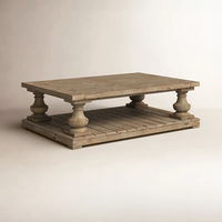Table basse rustique en bois massif, pieds en balustre avec étagère inférieure pour salon