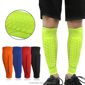 Équipement <span class=keywords><strong>de</strong></span> protection <span class=keywords><strong>de</strong></span> football pour jeunes Protecteurs <span class=keywords><strong>de</strong></span> jambes anti-collision Chaussettes Chaussettes <span class=keywords><strong>de</strong></span> mollet en EVA Caractéristiques du protège-<span class=keywords><strong>tibia</strong></span> en nylon élastique - Product Image 1