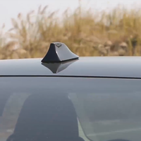 Prix de gros Antenne radio décorative en forme d'aileron de requin pour les automobiles Accessoires d'extérieur Toit