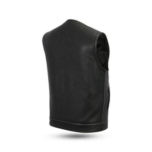 Gilets de motards de moto sans manches personnalisés respirants noirs de bonne qualité en gros Gilet en cuir de moto avec poches - Product Image 2