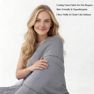 Couverture rafraîchissante pour les personnes qui ont chaud la nuit, légère et respirante pour l'été, couette douce double face avec sac de transport, bleu - Product Image 1