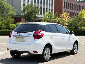 Toyota <span class=keywords><strong>Yaris</strong></span> L 1.5L Automático Hatchback Usado, Volante a la Izquierda, Bajo Kilometraje, Coche Diario Confiable en Stock - Product Image 4