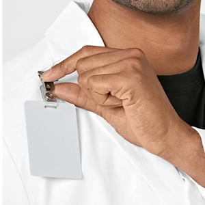 Gabardina de Tela de Sarga Suave Blanca para Hombre, Uniformes de Hospital OEM, Chaqueta de Laboratorio Médico con Detección de Agujas para Enfermeras y Doctores - Product Image 5