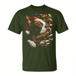T-shirt de Noël pour chien Boston Terrier avec chapeau de Père Noël, idéal pour l'hiver et les paysages enneigés - Product Image 2