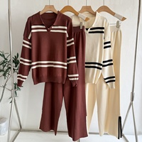 Sweater rajut wanita, kerah garis-garis kontras kasual longgar dan serbaguna gaya malas setelan rajutan
