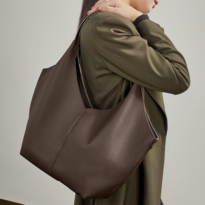 Cuir Pleine Fleur Haute Capacité Sac Tote Fabricant Gros Multifonctionnel Vintage Pratique Quiet Luxury Épaule Hobo Sac Laptop - Product Image 2