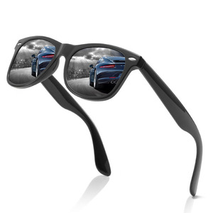 Gafas de Sol Polarizadas Clásicas 2140 para Hombre, Modelo River, Color Negro, Protección UV400, con Logotipo Personalizado - Product Image 1