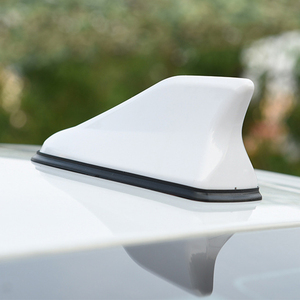 Accessoires extérieurs automobiles personnalisés, antenne de <span class=keywords><strong>voiture</strong></span> universelle en forme de <span class=keywords><strong>aileron</strong></span> de requin pour toit, antenne radio AM/FM, ruban adhésif, matériau ABS - Product Image 2