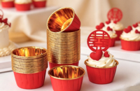 Papiers de cuisson jetables élégants, résistants au four, à bord festonné, dorés d'un côté, pour muffins et décorations de gâteaux