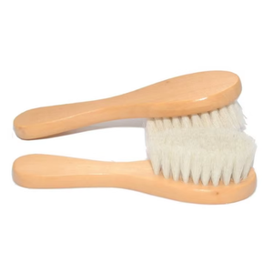 Cepillo de ducha de madera para <span class=keywords><strong>recién</strong></span> <span class=keywords><strong>nacidos</strong></span>, peine de pelo de cabra natural suave para niños respetuoso con el medio ambiente para bebé - Product Image 5