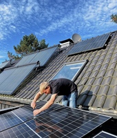 Panneau solaire monocristallin en silicium 585W à haut rendement de conversion, panneau photovoltaïque de grande puissance, produit le plus vendu