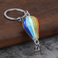 Pendentifs créatifs transfrontaliers, porte-clés montgolfière, cadeaux commémoratifs sports de plein air, porte-clés nuage en métal, vente en gros