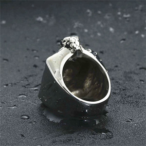 <b>Skull</b> <b>Ring</b> Men's Stainless Steel Punk Style Retro Geometric Silver Color 26050 - Product Image 3