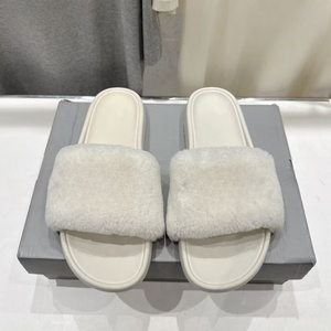 Chaussons de luxe pour hommes, style décontracté, fourrés et chauds, à plateforme, pour l'intérieur et l'extérieur - Product Image 3