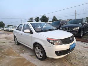 Geely Briton, Exterior Blanco, Interior de Color Claro, Versión a Gasolina - Product Image 3
