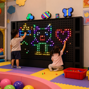 Panneau mural lumineux sensoriel créatif pour enfants, tableau mural LED coloré et illuminé, Lite-Brite, pour salles de jeux - Product Image 1