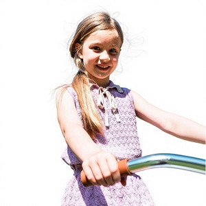 En stock: Conjunto de verano de algodón cepillado suave para niñas, <span class=keywords><strong>estilo</strong></span> pastoral KP, <span class=keywords><strong>con</strong></span> chaleco, suéter de punto <span class=keywords><strong>con</strong></span> cuello anudado, camisa, falda y pantalón. - Product Image 1