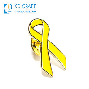 เข็มกลัดโลหะเคลือบทองรูปริบบิ้นสีชมพูสำหรับรณรงค์มะเร็งเต้านม พร้อมโลโก้สั่งทำพิเศษ มีสีเขียว น้ำเงิน ดำ แดง เหลือง - Product Image 2