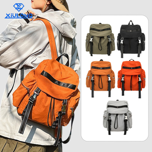 Mochila de Montañismo Ligera, Impermeable y Resistente a Desgarros para Senderismo, Camping, Viajes y Actividades al Aire Libre con Seguridad Nocturna - Product Image 1