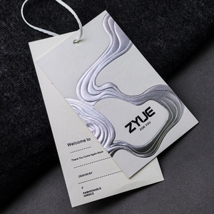 Étiquettes de vêtements personnalisées de luxe, étiquettes suspendues en papier spécial réfléchissant laser irisé, estampage <span class=keywords><strong>à</strong></span> chaud, découpe, écologiques, personnalisées - Product Image 2