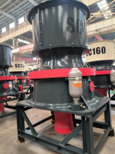 Unité de concassage à cône monocylindre robuste SC160 pour le broyage et le façonnage de roches dures, destinée à la production d'agrégats de construction - Product Image 4
