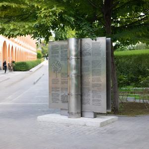 Magníficas Piezas <span class=keywords><strong>de</strong></span> Arte en Acero Inoxidable con Forma <span class=keywords><strong>de</strong></span> Libro, Ideales para Instalaciones en Exteriores en Parques o Bibliotecas. - Product Image 6