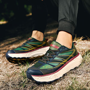 Chaussures de course pour hommes OEM&ODM avec amorti et ressorts, respirantes, antidérapantes, pour la course en plein air, baskets tendance en maille - Product Image 2