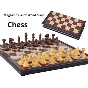 Set di <span class=keywords><strong>Scacchi</strong></span> Magnetico Pieghevole di Alta Gamma con Scatola Effetto Legno e Pezzi <span class=keywords><strong>Bianchi</strong></span> e Neri - Product Image 5