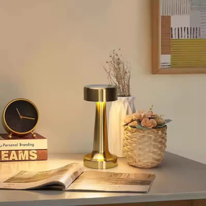 Bán Buôn Có Thể Điều Chỉnh <span class=keywords><strong>LED</strong></span> Bàn Đèn Bàn Cho Văn Phòng Phong Cách Bắc Âu Không Dây <span class=keywords><strong>LED</strong></span> Có Thể Sạc Lại Bảng Đèn Cho Nhà Văn Phòng Nhà Hàng - Product Image 5