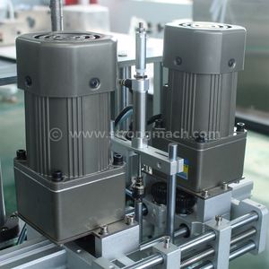 Máquina Tapadora Automática de Gran Tamaño para Línea de Producción de 2 Metros, Tapadora de Rosca para Botellas de Bebidas, Detergente para Ropa y Gel de Ducha - Product Image 6
