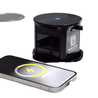 Prise de table Pop ABS en alliage d'aluminium IP44 avec chargeur sans fil 10A 4 prises USB-A USB-C Standard britannique pour bureau et station de travail de conférence