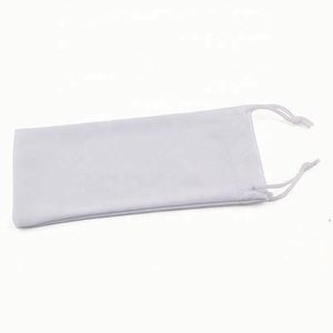 ถุงใส่แว่นกันแดดไมโครไฟเบอร์สีขาวดำน้ำเงินพร้อมโลโก้สั่งทำพิเศษ - Product Image 5