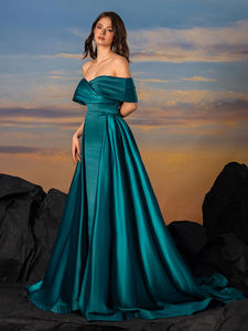 Изысканное женское элегантное облегающее базовое вечернее платье-русалка из атласа с открытыми плечами, длинными рукавами и шлейфом. - Product Image 2