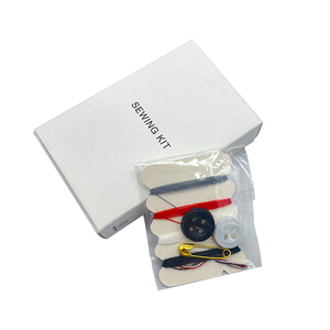 Mini kit de couture jetable en coton pour hôtel avec aiguilles et fils, idéal pour la maison, les voyages et les spas - Product Image 2