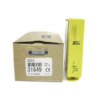 Controlador Lógico Programable (PLC) Dedicado para Automatización Industrial ENGINEERING Q853E-B 31649 240VAC NSMP Nuevo Original en Stock