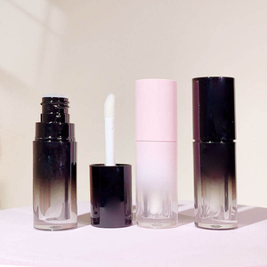 أنبوب أحمر شفاه سائل أسود مع فرشاة، عبوة تجميل فارغة جديدة لملمع الشفاه مصنوعة من البلاستيك المتين - Product Image 2