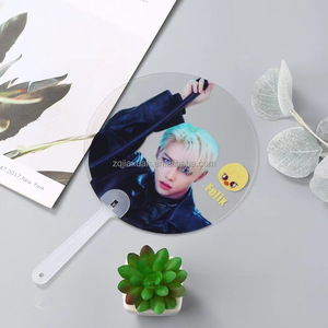 KPOP-Éventails à main K-<span class=keywords><strong>pop</strong></span> personnalisés imprimés avec <span class=keywords><strong>photo</strong></span>, ventilateurs <span class=keywords><strong>d</strong></span>'été ronds en plastique PVC - Product Image 6