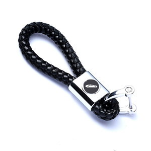Vente en gros de porte-clés en métal avec corde en cuir PU tissé à la main porte-clés de voiture en cuir sac Opp en alliage de zinc porte-clés en cuir porte-clés léger - Product Image 4