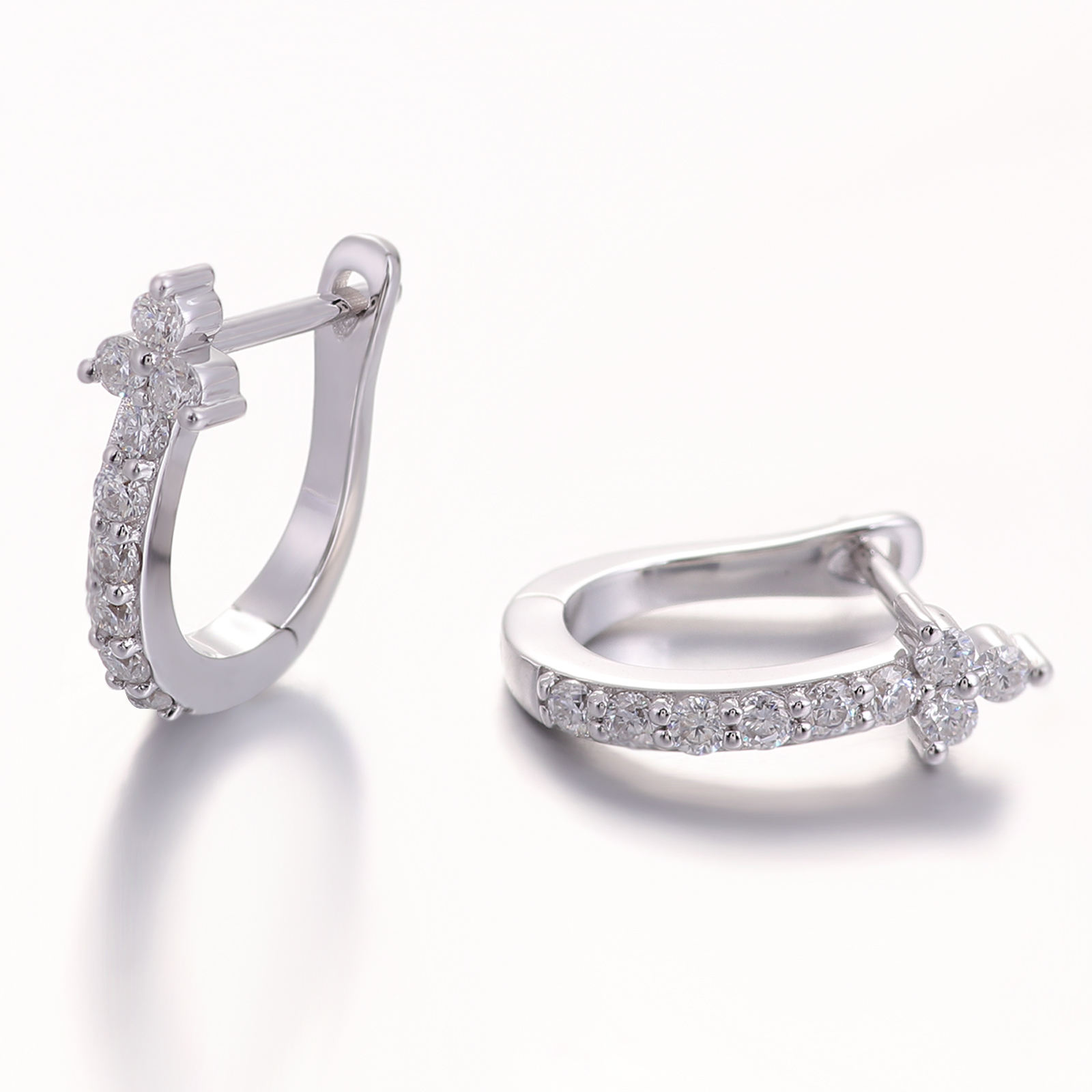 เพชรปลอมจากห้องปฏิบัติการทอง 14k