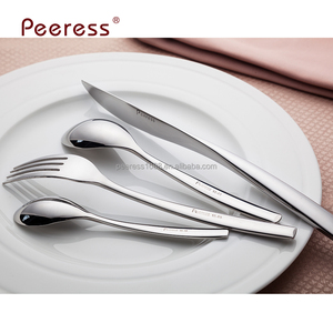Set di posate e stoviglie in acciaio inossidabile di alta qualità dal design moderno per hotel e ristoranti, disponibili all'ingrosso - Product Image 3