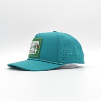 Casquette de sport unisexe ajustable à 5 panneaux, personnalisée, en tissu Dobby, avec broderie à pois et patch en silicone, pour le golf, la course et le baseball – Vente en gros