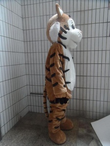 बिक्री के लिए विज्ञापन में प्रयुक्त बाघ शुभंकर वेशभूषा/कस्टम शुभंकर - Product Image 3